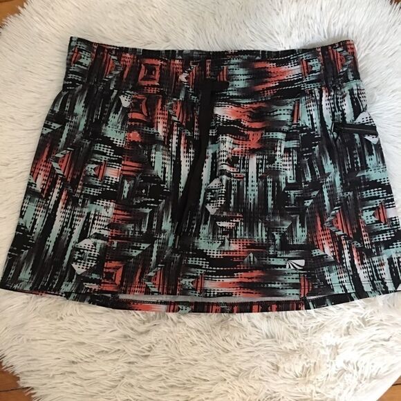 New! Marika shorts under silky skirt - Picture 8 of 8